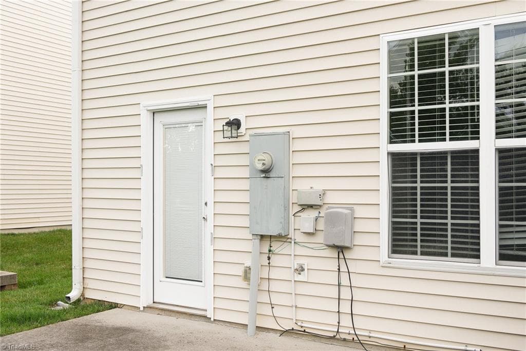 Stick/Site Built at 2674 Hartfield Commons Lane, Winston-Salem NC 27103, photo 21 of 23