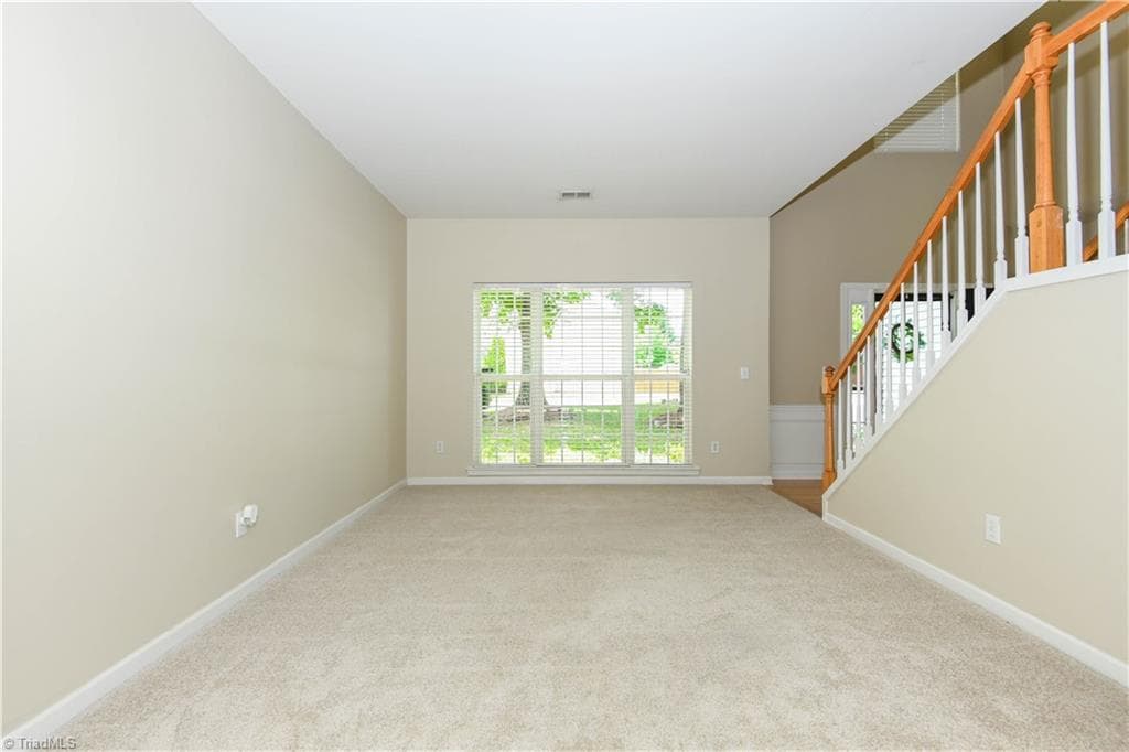 Stick/Site Built at 3414 Nottaway Drive, Jamestown NC 27282, photo 9 of 48
