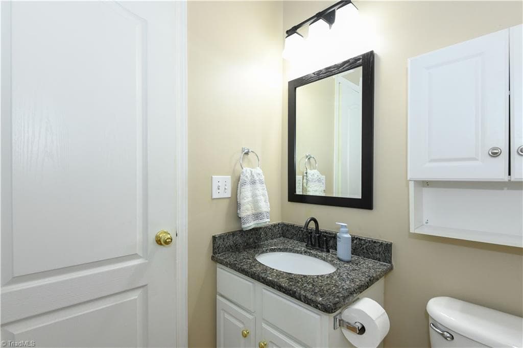 Stick/Site Built at 3414 Nottaway Drive, Jamestown NC 27282, photo 24 of 48