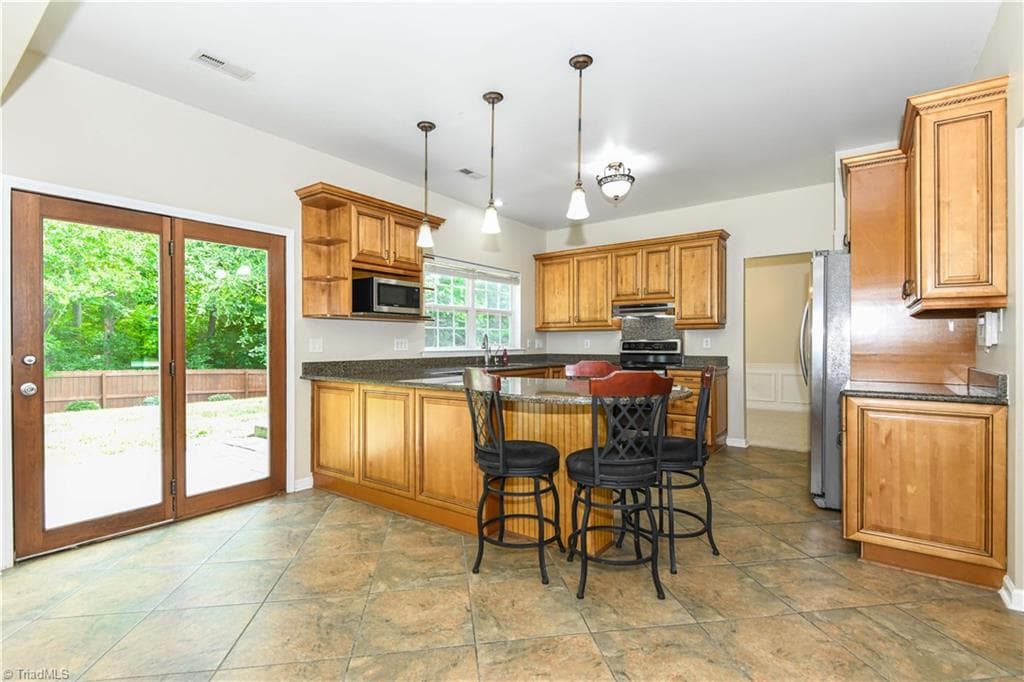 Stick/Site Built at 3414 Nottaway Drive, Jamestown NC 27282, photo 18 of 48