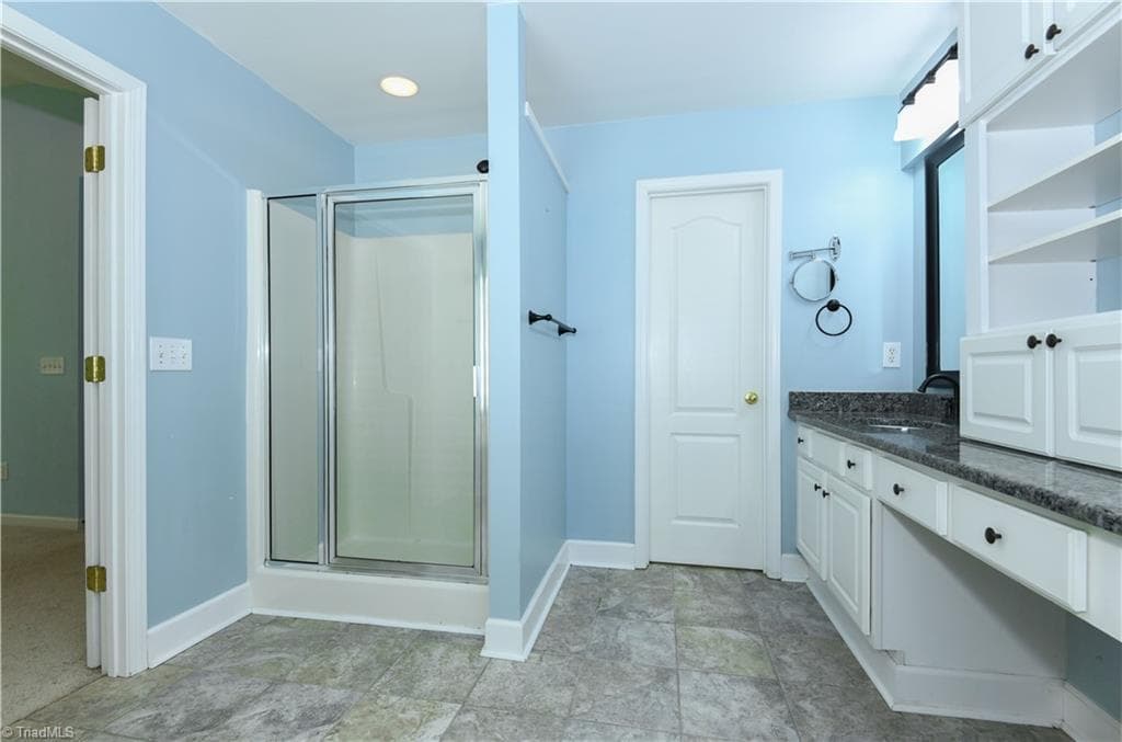 Stick/Site Built at 3414 Nottaway Drive, Jamestown NC 27282, photo 39 of 48