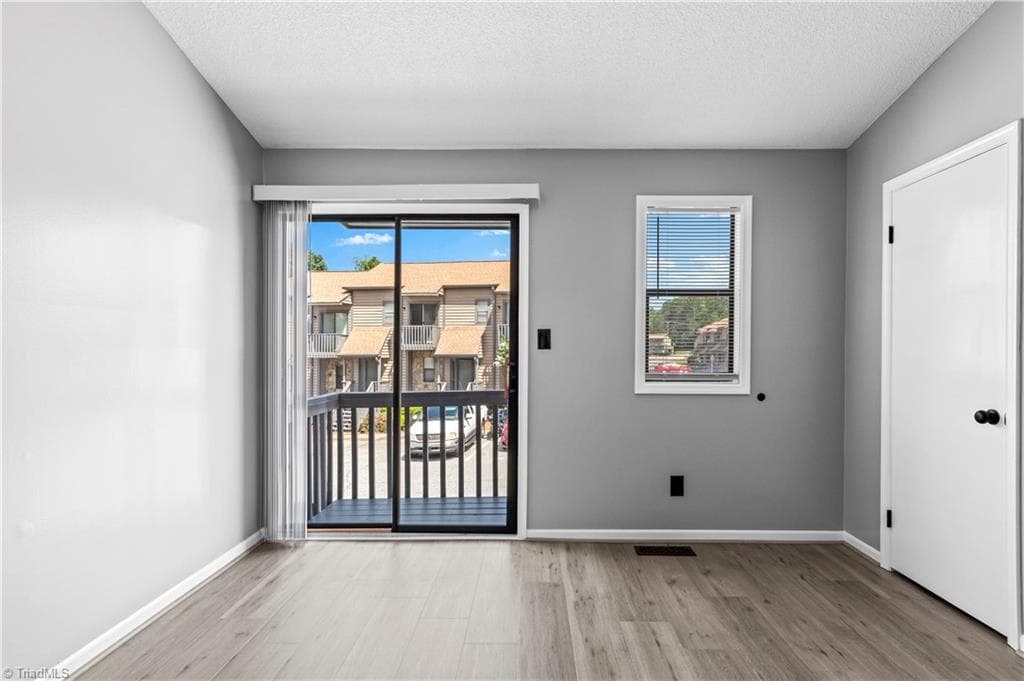 Stick/Site Built at 240 Vista Circle # B, Winston-Salem NC 27106, Winston-Salem, photo 22 of 26