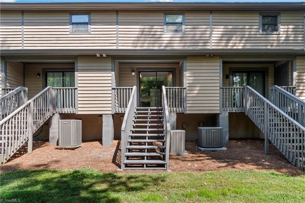 Stick/Site Built at 240 Vista Circle # B, Winston-Salem NC 27106, Winston-Salem, photo 5 of 26