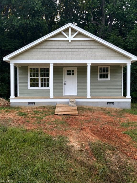 Stick/Site Built at 506 Moore Drive, Lexington NC 27292, photo 2 of 17