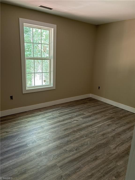 Stick/Site Built at 506 Moore Drive, Lexington NC 27292, photo 4 of 17