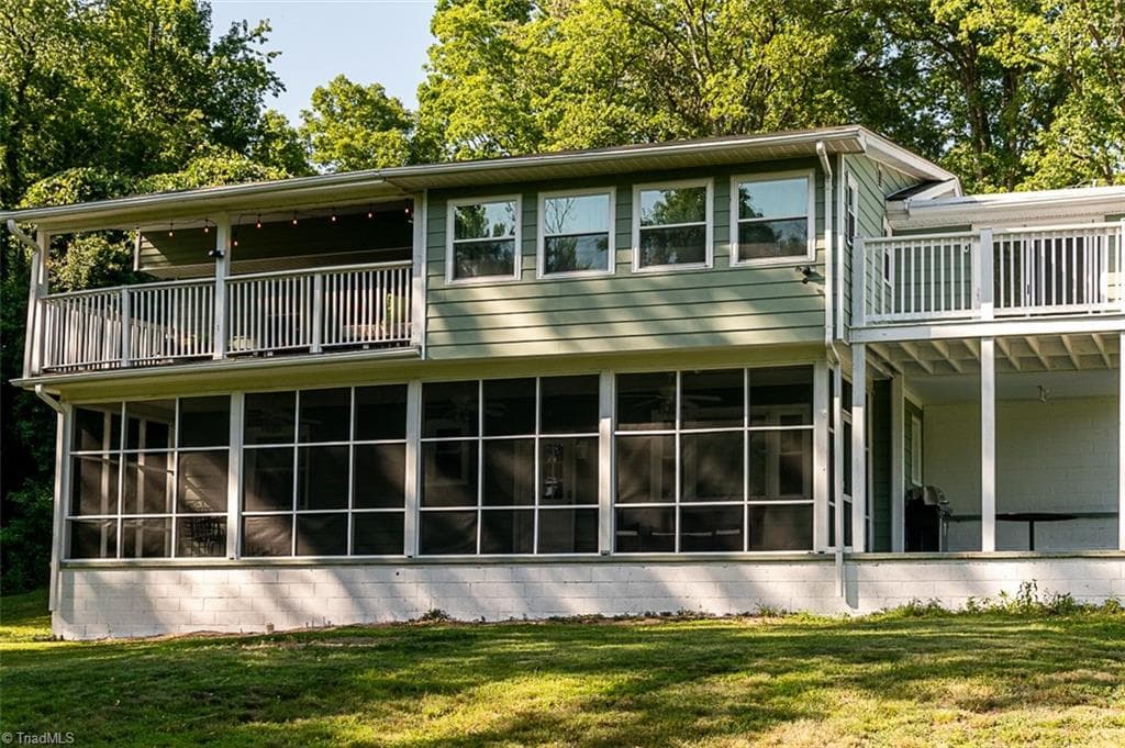 Stick/Site Built at 226 E Lebanon Street, Mount Airy NC 27030, photo 5 of 35
