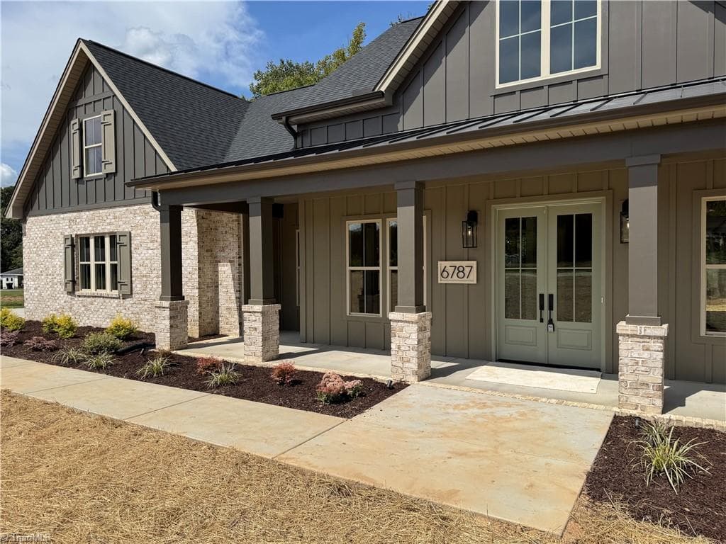 Stick/Site Built at 6787 Ridge Road, Lexington NC 27295, Lexington, photo 3 of 37