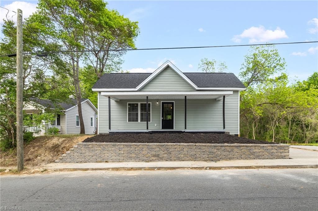 Stick/Site Built at 321 S Branch Street, Reidsville NC 27320