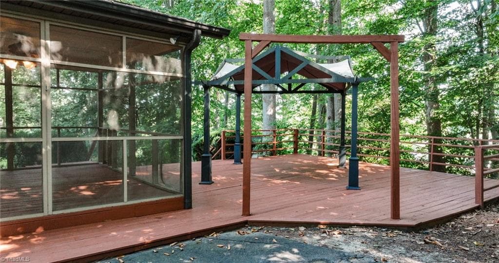 Stick/Site Built at 1524 Holly Circle, Wilkesboro NC 28697, Wilkesboro, photo 13 of 92