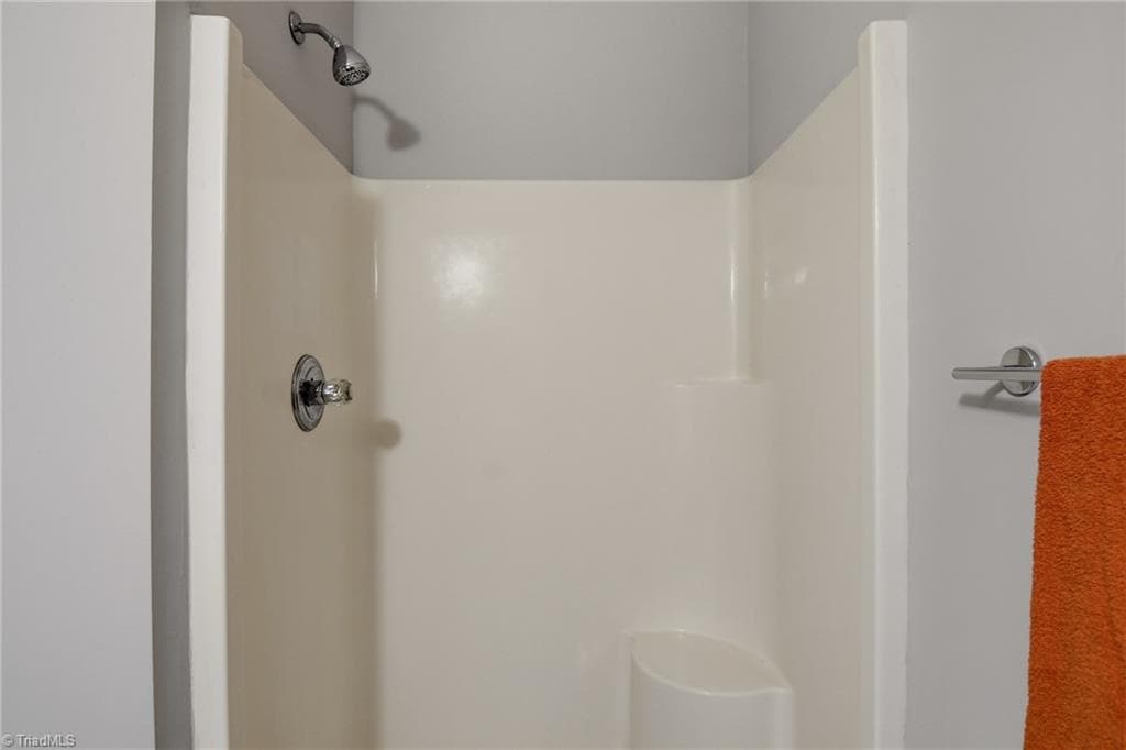 Stick/Site Built at 134 Rivertree Lane, Winston-Salem NC 27103, Winston-Salem, photo 20 of 29