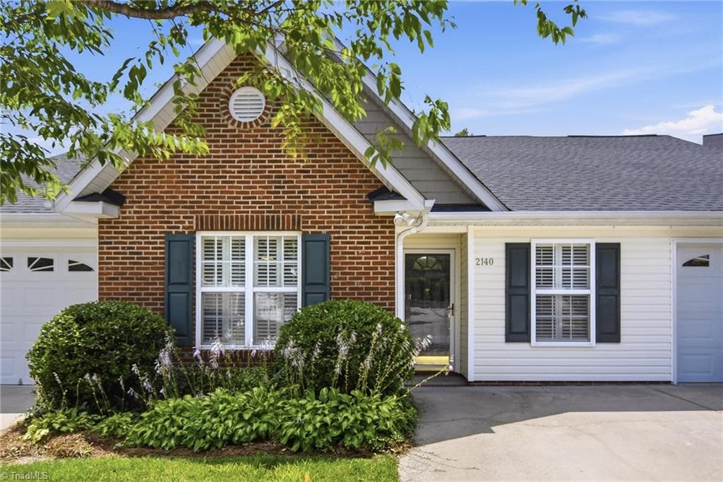 2140 Weststone Road # 140, Clemmons NC 27012