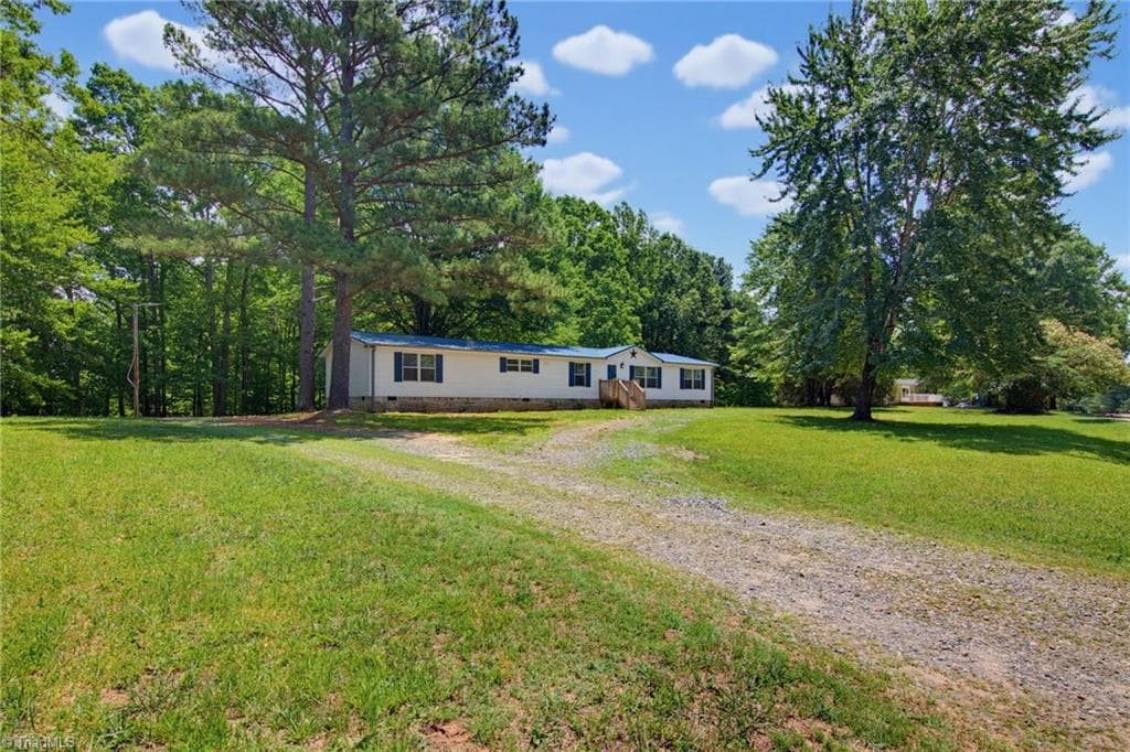 Manufactured Home at 1041 Whitts Road, Madison NC 27025, Madison, photo 67 of 68