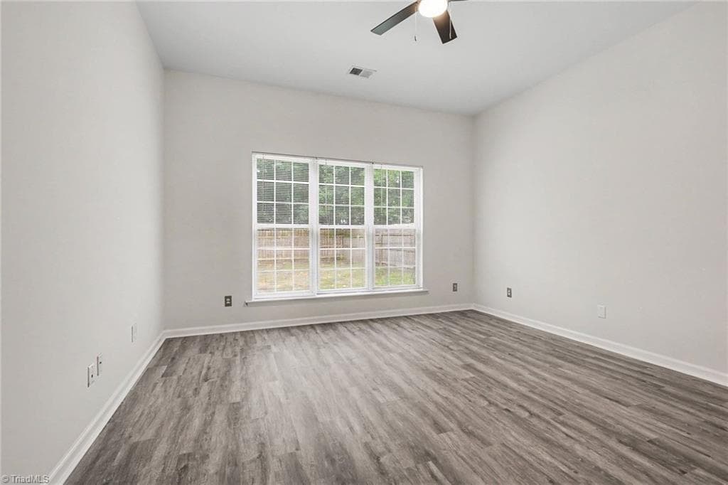 Stick/Site Built at 3380 Cherrybrook Drive, Jamestown NC 27282, photo 14 of 28