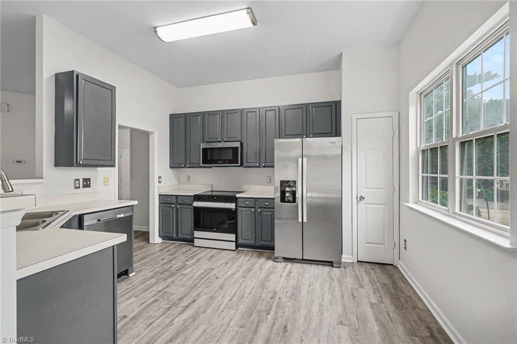 Stick/Site Built at 3380 Cherrybrook Drive, Jamestown NC 27282, photo 11 of 28