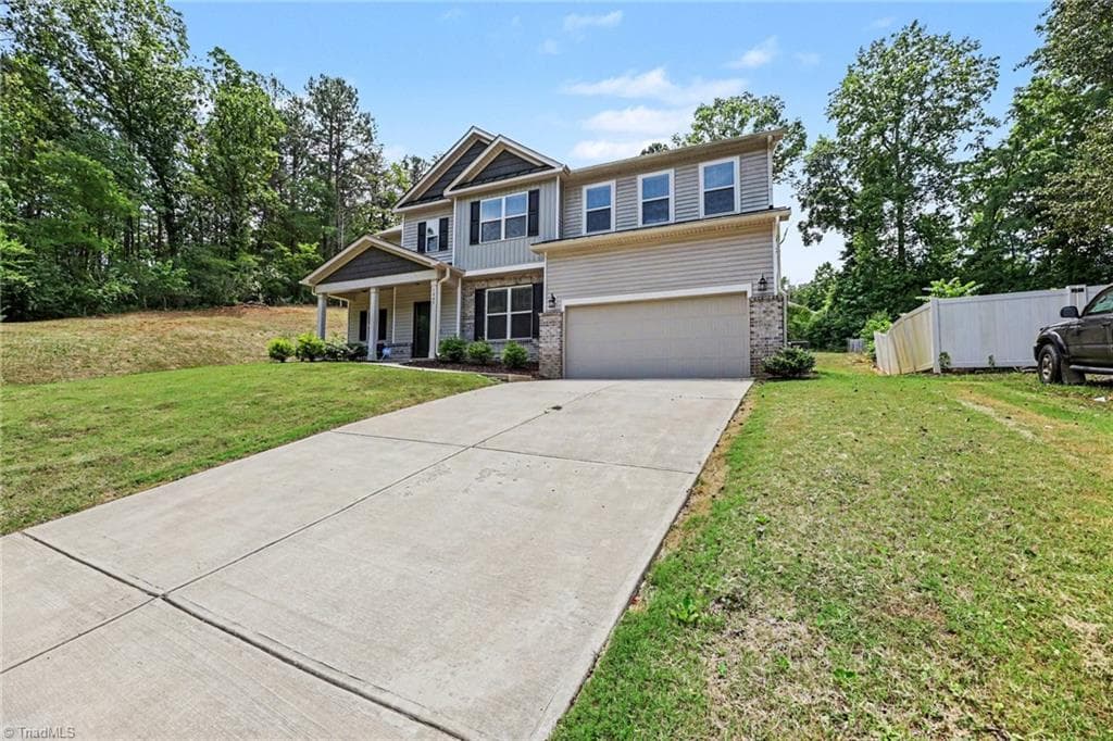 Stick/Site Built at 1009 Haynoke Drive, Graham NC 27253, photo 2 of 29