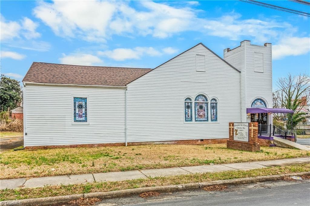 Remarks at 2341 N Patterson Avenue, Winston-Salem NC 27105, Winston-Salem, photo 3 of 22