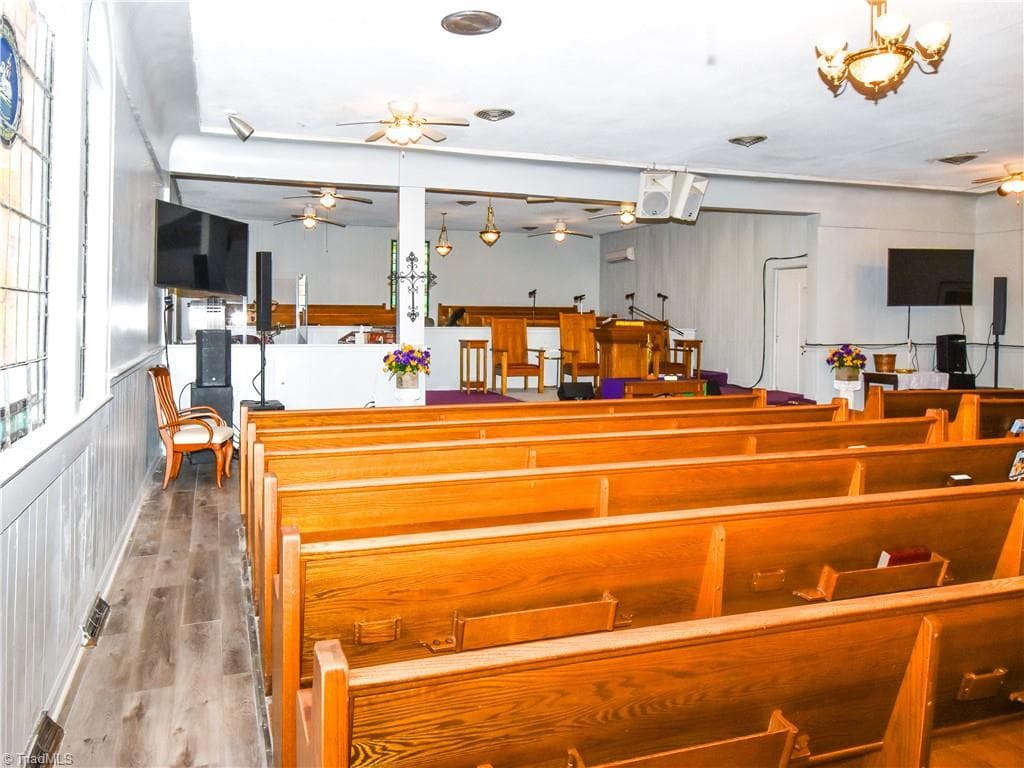 Remarks at 2341 N Patterson Avenue, Winston-Salem NC 27105, Winston-Salem, photo 11 of 22