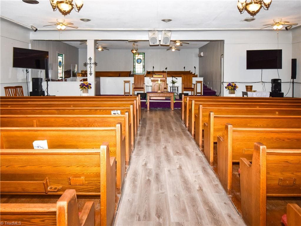 Remarks at 2341 N Patterson Avenue, Winston-Salem NC 27105, Winston-Salem, photo 5 of 22