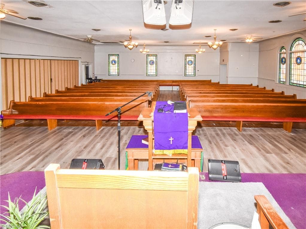 Remarks at 2341 N Patterson Avenue, Winston-Salem NC 27105, Winston-Salem, photo 7 of 22