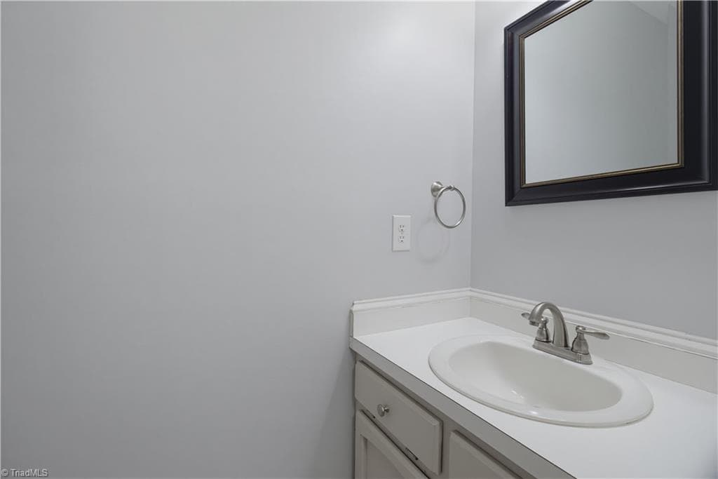 Stick/Site Built at 3754 Sagamore Drive, Greensboro NC 27410, photo 12 of 36