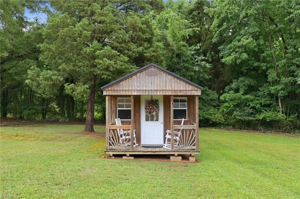 Stick/Site Built at 401 Grant Street, East Spencer NC 28027, photo 30 of 37