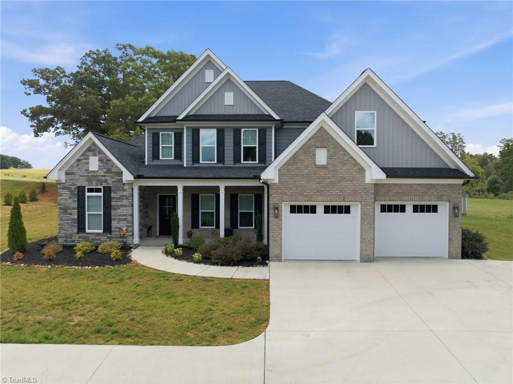 477 Rosewood Drive, Winston-Salem NC 27127