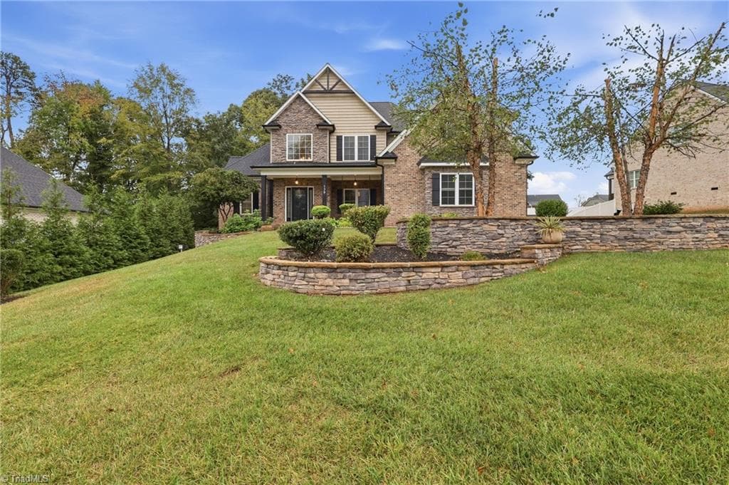 179 Pipers Ridge West, Winston-Salem NC 27127