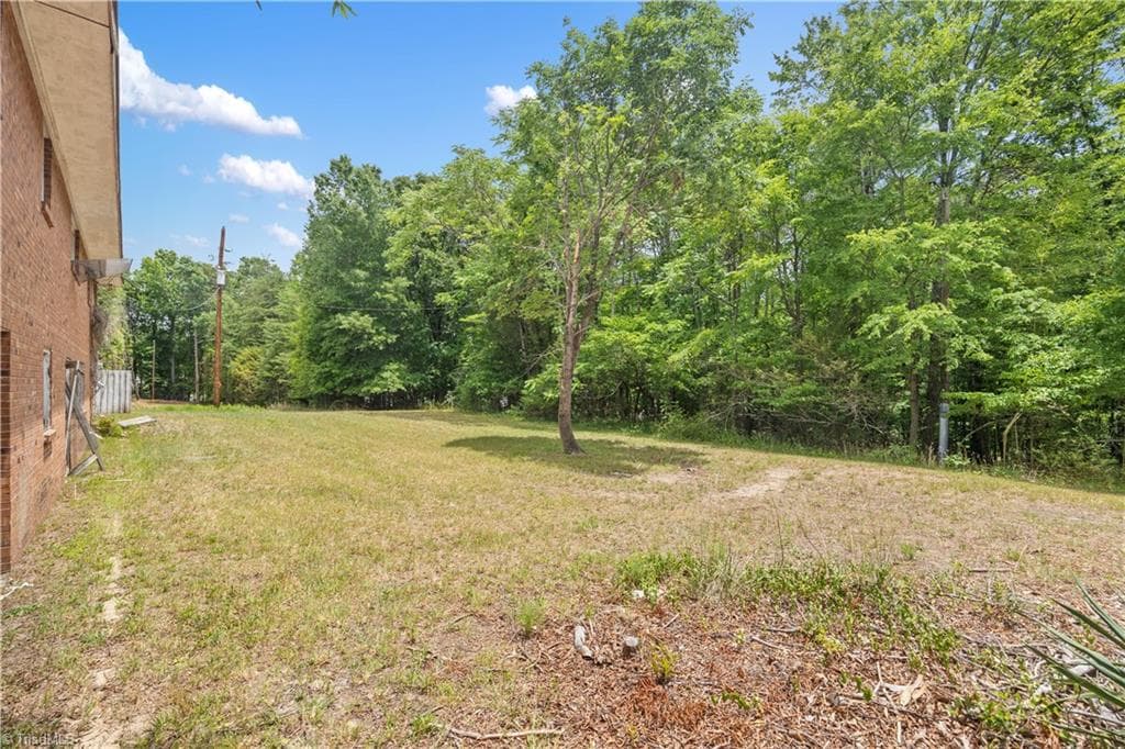 Stick/Site Built at 709 Westover Drive, High Point NC 27265, photo 14 of 33