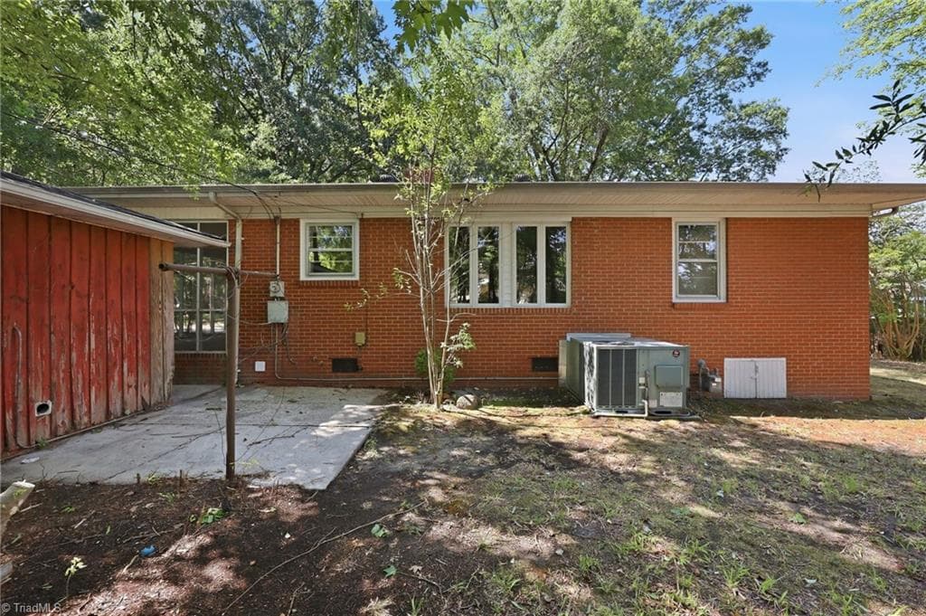 Stick/Site Built at 912 Virginia Avenue, Burlington NC 27217, Burlington, photo 26 of 32