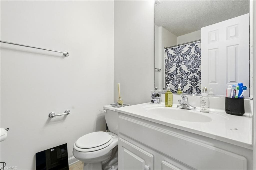 Stick/Site Built at 6105 Hedgecock Circle # 2B, High Point NC 27265, photo 19 of 27