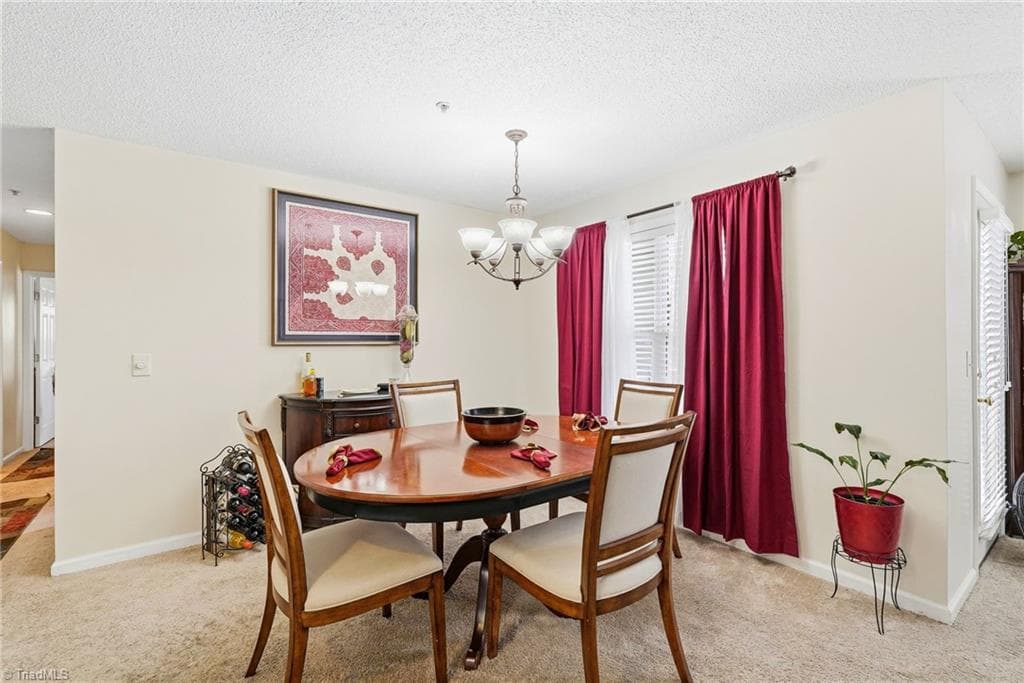 Stick/Site Built at 6105 Hedgecock Circle # 2B, High Point NC 27265, photo 8 of 27