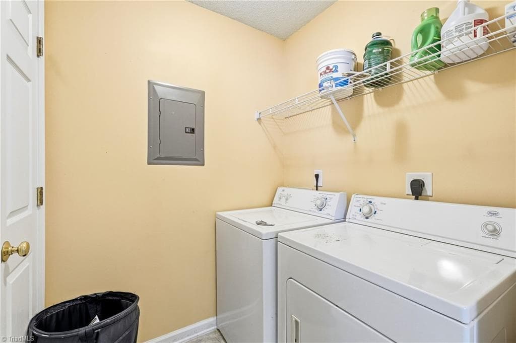 Stick/Site Built at 6117 Hedgecock Circle # 2D, High Point NC 27265, photo 15 of 20