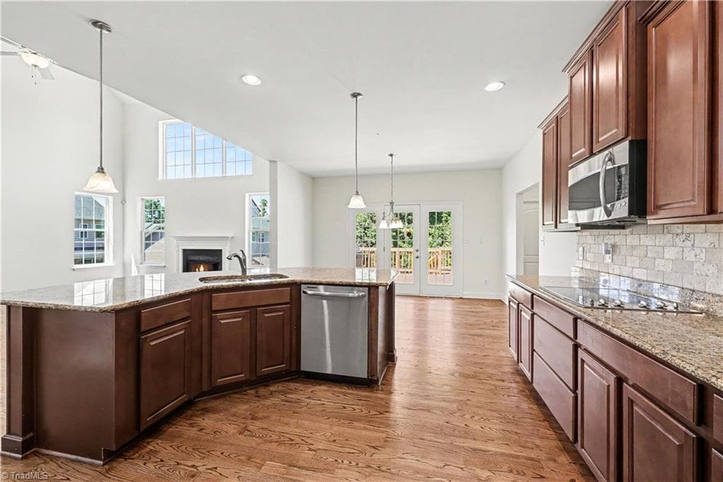 Stick/Site Built at 3105 Cranberry Ridge Drive, High Point NC 27265, photo 15 of 37