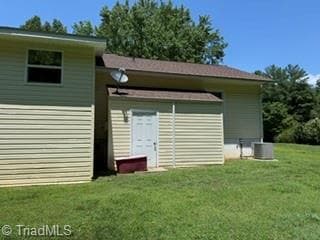 Stick/Site Built at 128 Hickory Hollow Road, North Wilkesboro NC 28659, photo 13 of 42