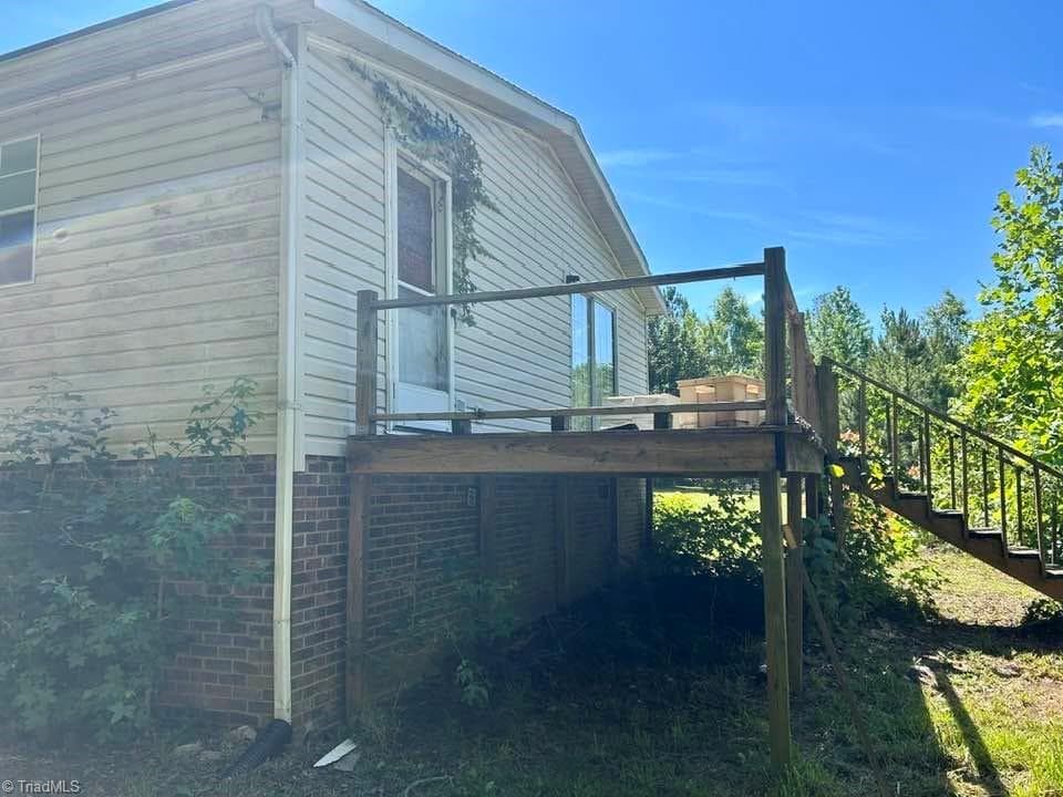 Manufactured Home at 8365 DIRGIE MINE Road, Roxboro NC 27574, photo 6 of 24