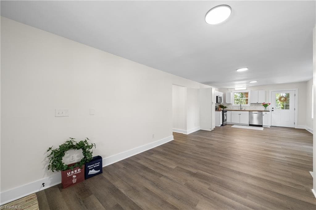 Stick/Site Built at 1037 Madison Avenue, Winston-Salem NC 27103, Winston-Salem, photo 5 of 36