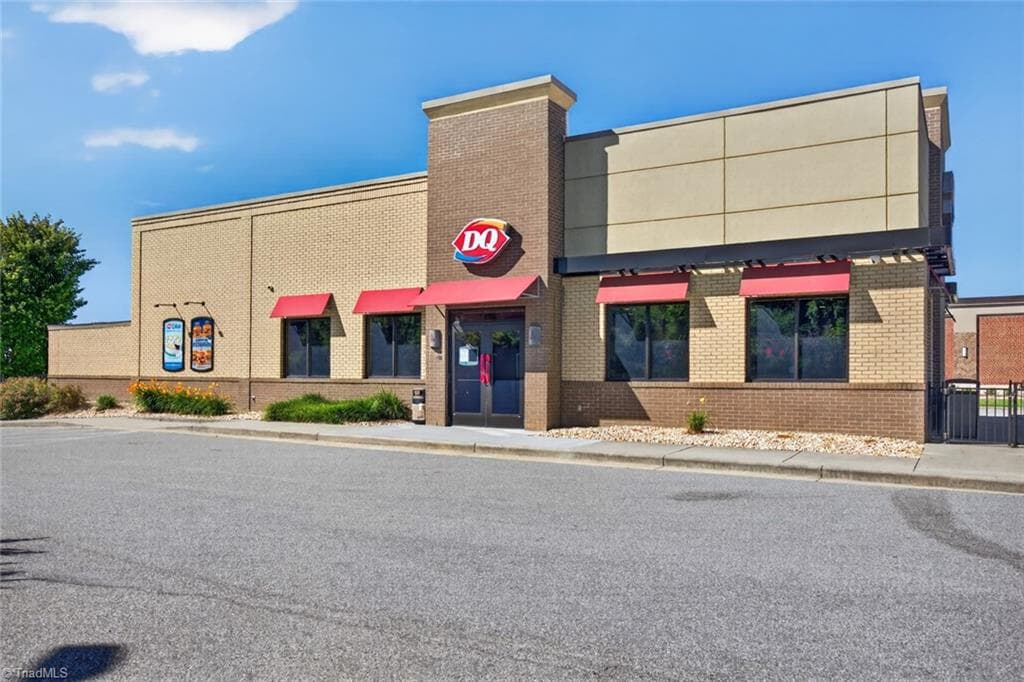 Retail at 1458 Union Cross Road, Kernersville NC 27284, photo 4 of 33