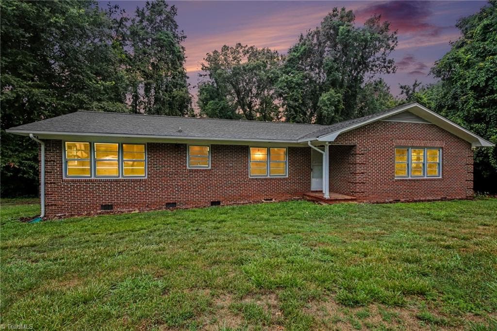 Stick/Site Built at 1153 Heathwood Road, Randleman NC 27317, photo 2 of 29
