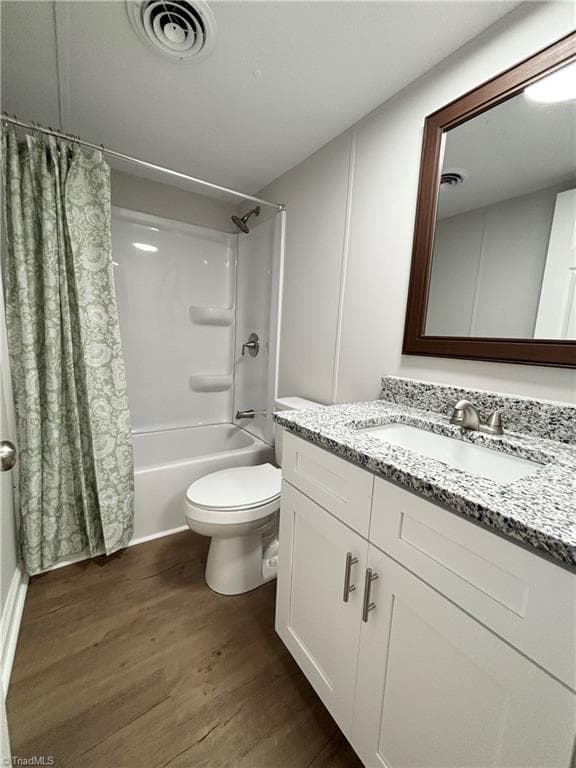 Manufactured Home at 6557 Kerr Drive, Randleman NC 27317, photo 13 of 16