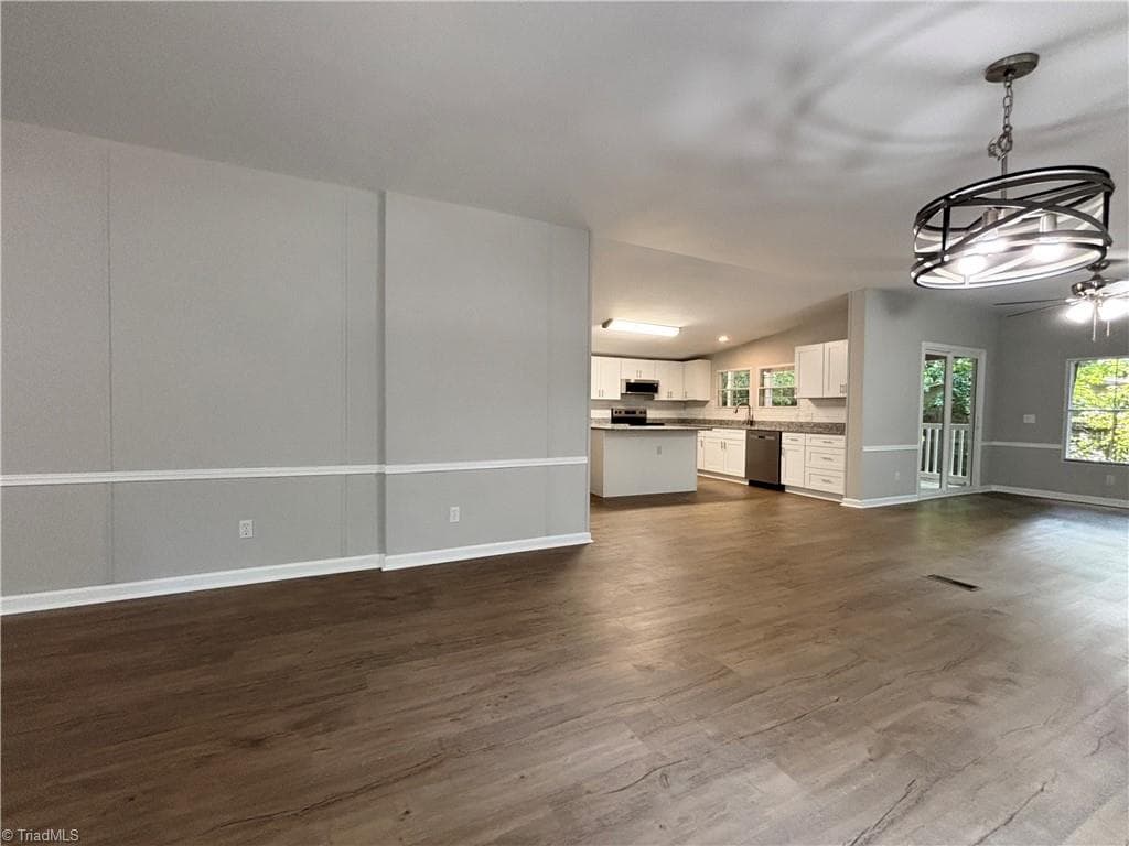 Manufactured Home at 6557 Kerr Drive, Randleman NC 27317, photo 4 of 16