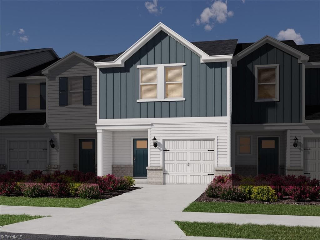 807 Stream View Court, Mebane NC 27302