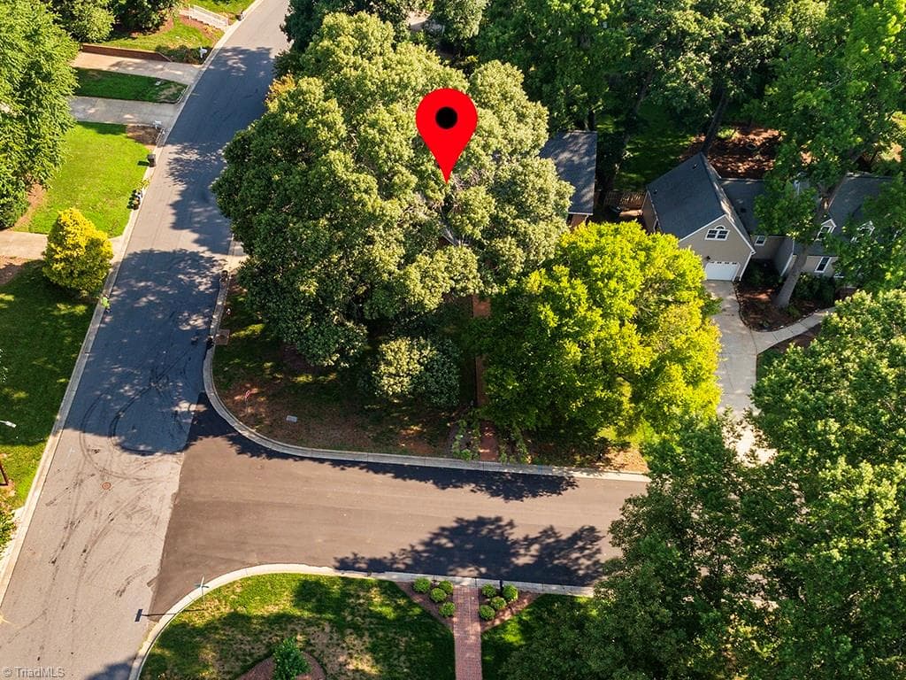 Stick/Site Built at 3235 Hiddenwood Lane, Burlington NC 27215, Burlington, photo 49 of 50