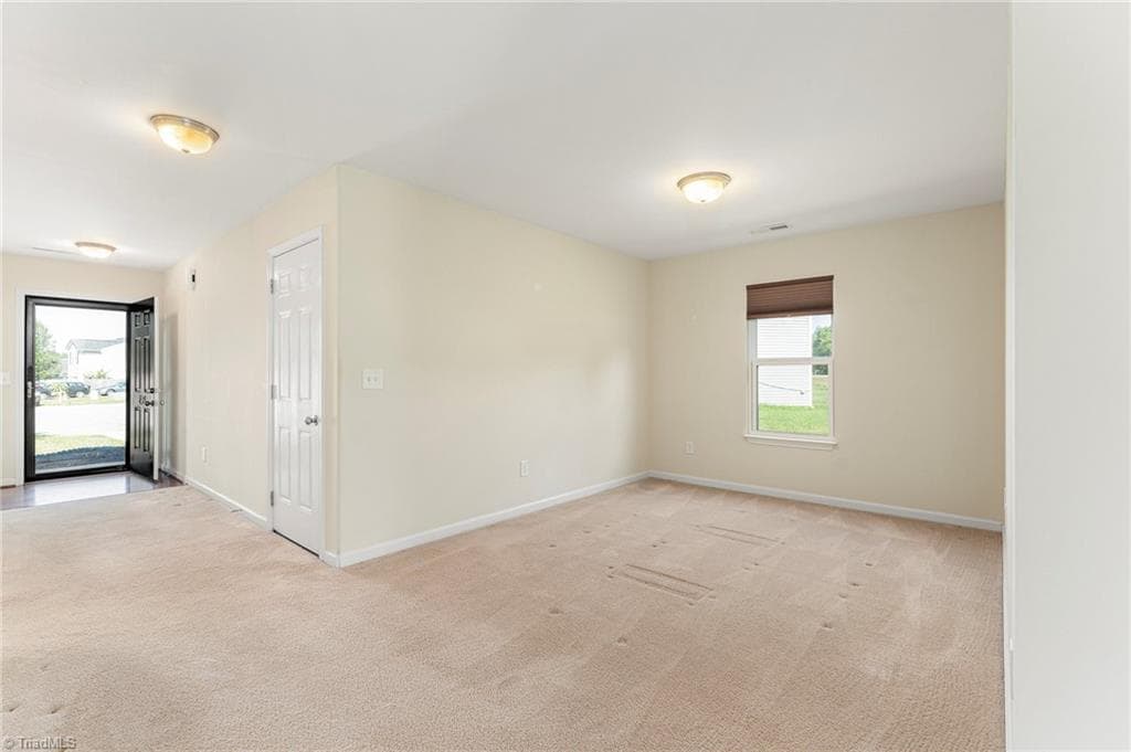 Stick/Site Built at 216 Florida Drive, Thomasville NC 27360, photo 7 of 28