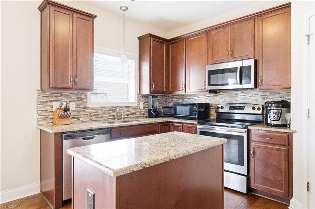 Stick/Site Built at 753 Breeders Cup Drive, Whitsett NC 27377, photo 11 of 32