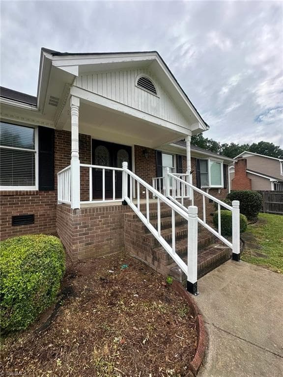 Stick/Site Built at 2308 Leeds Avenue, High Point NC 27265, photo 3 of 45