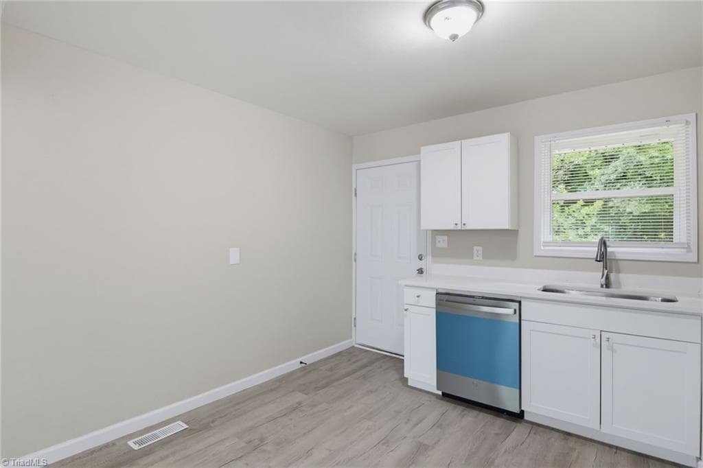 Stick/Site Built at 1022 Richland Street, High Point NC 27260, photo 7 of 24