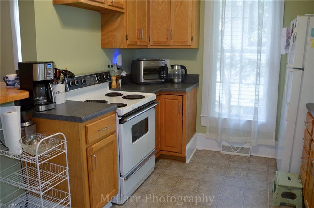 Stick/Site Built at 619 Laurel Street, Winston-Salem NC 27101, Winston-Salem, photo 19 of 34