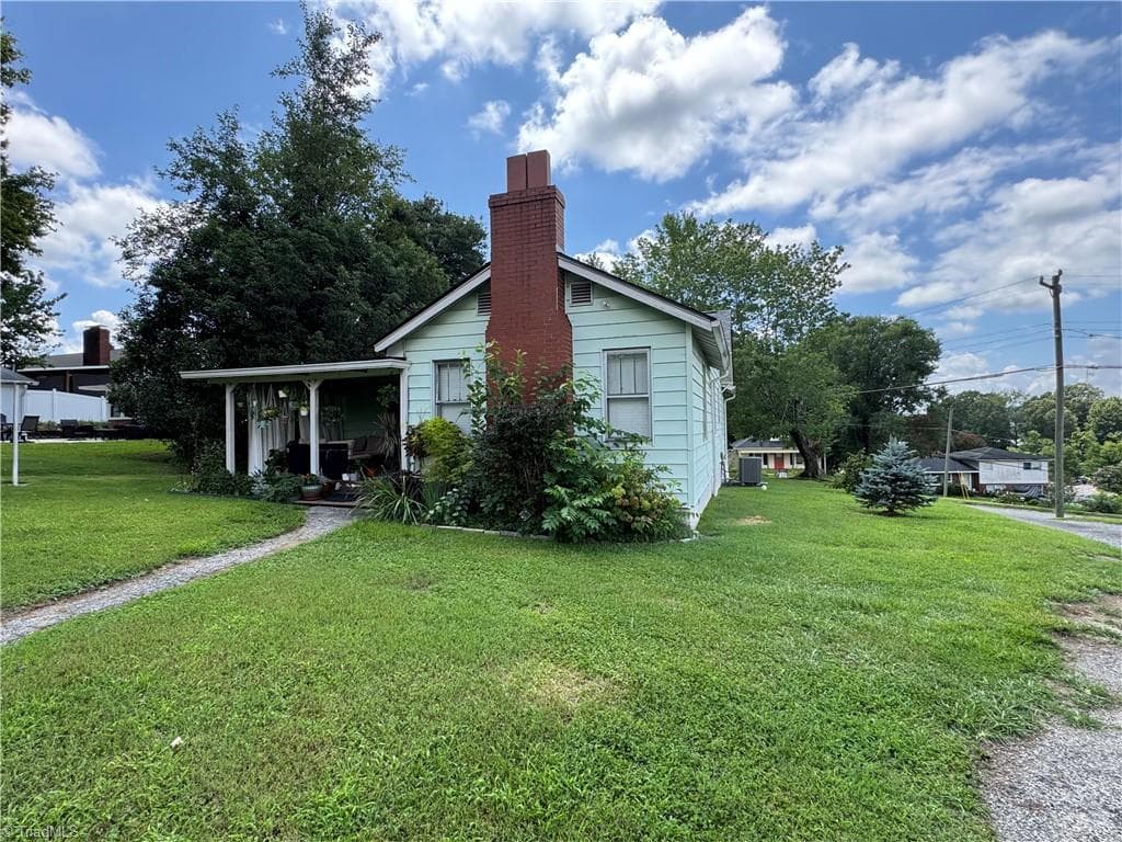 Stick/Site Built at 816 W Haymore Street, Mount Airy NC 27030, photo 11 of 34