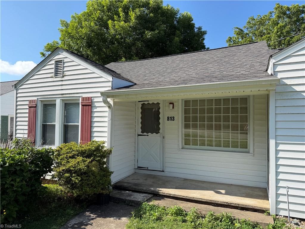Stick/Site Built at 813 W Main Street, Yadkinville NC 27055, photo 3 of 21