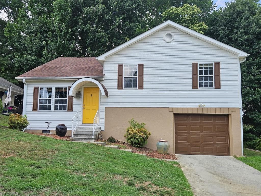 1665 Tadmore Street, Winston-Salem NC 27127